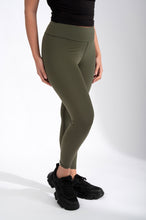 Load image into Gallery viewer, Destination Legging - Olive