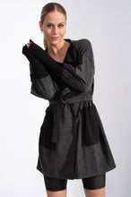 Load image into Gallery viewer, The Completer (Style 5 Ways!) - Charcoal / Black