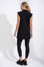 Load image into Gallery viewer, The Vest - Black